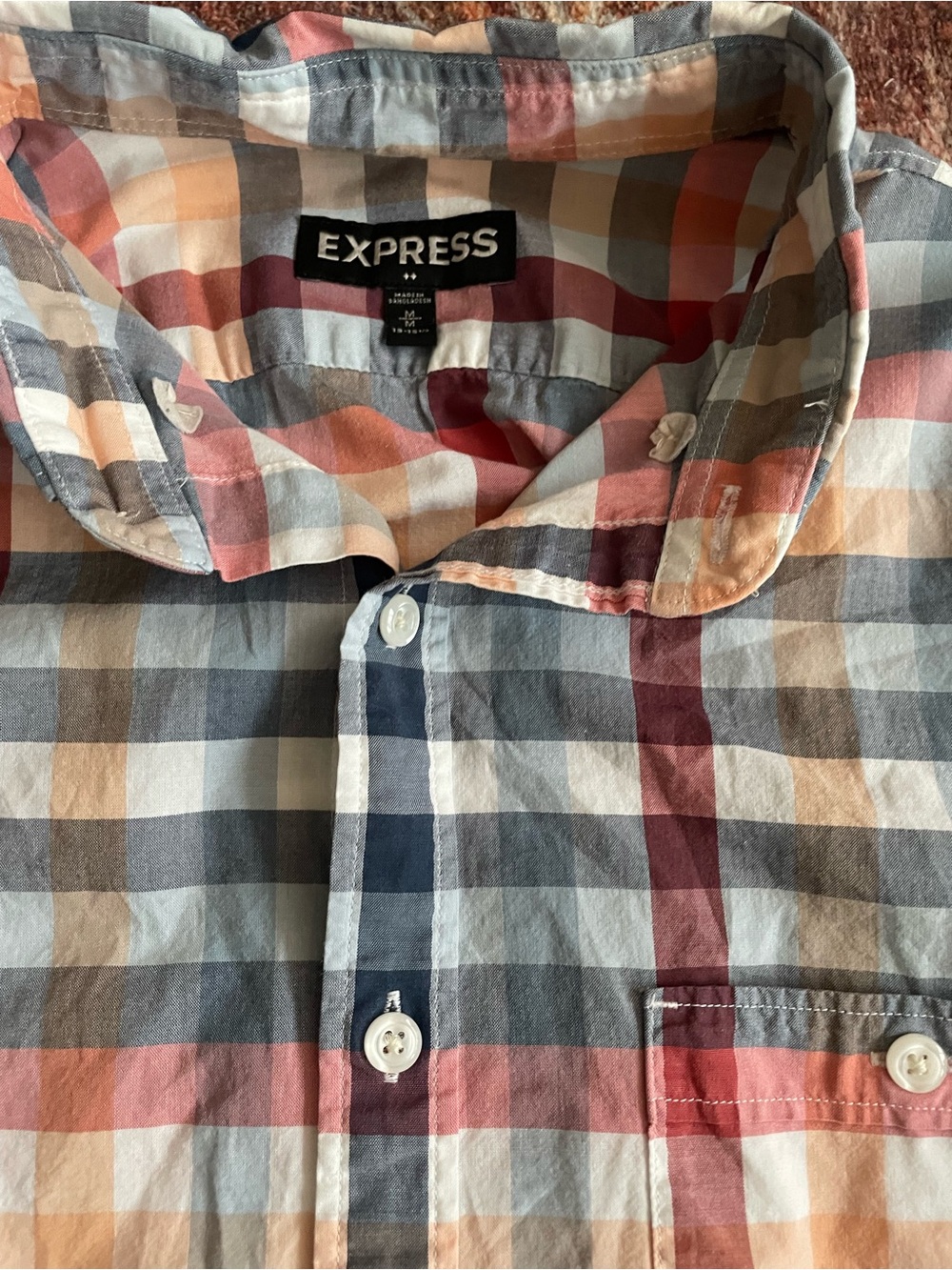 Medium Express Men’s Button-Down